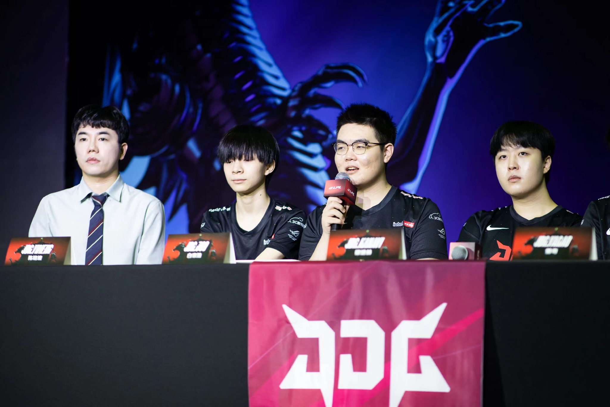 关于TSM翻盘SHR,Kanavi打出惊人五杀宿敌对决半决赛,让粉丝疯狂欢呼的信息 关于TSM翻盘SHR,Kanavi打出惊人五杀宿敌对决半决赛,让粉丝疯狂欢呼的信息