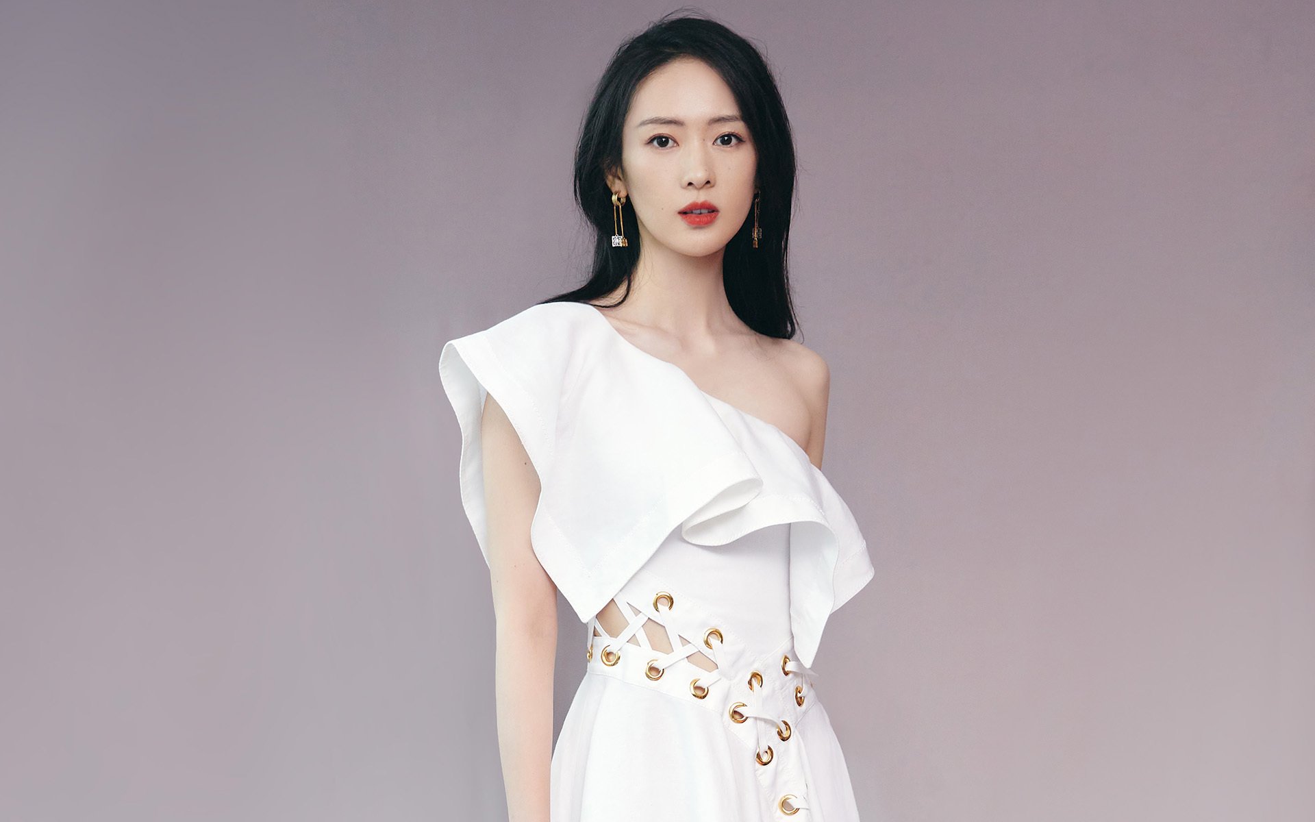 开云体育在线-塔图姆打出MVP身价之夜，尼克斯鏖战加时，东契奇和字母哥身后只剩一个追赶者