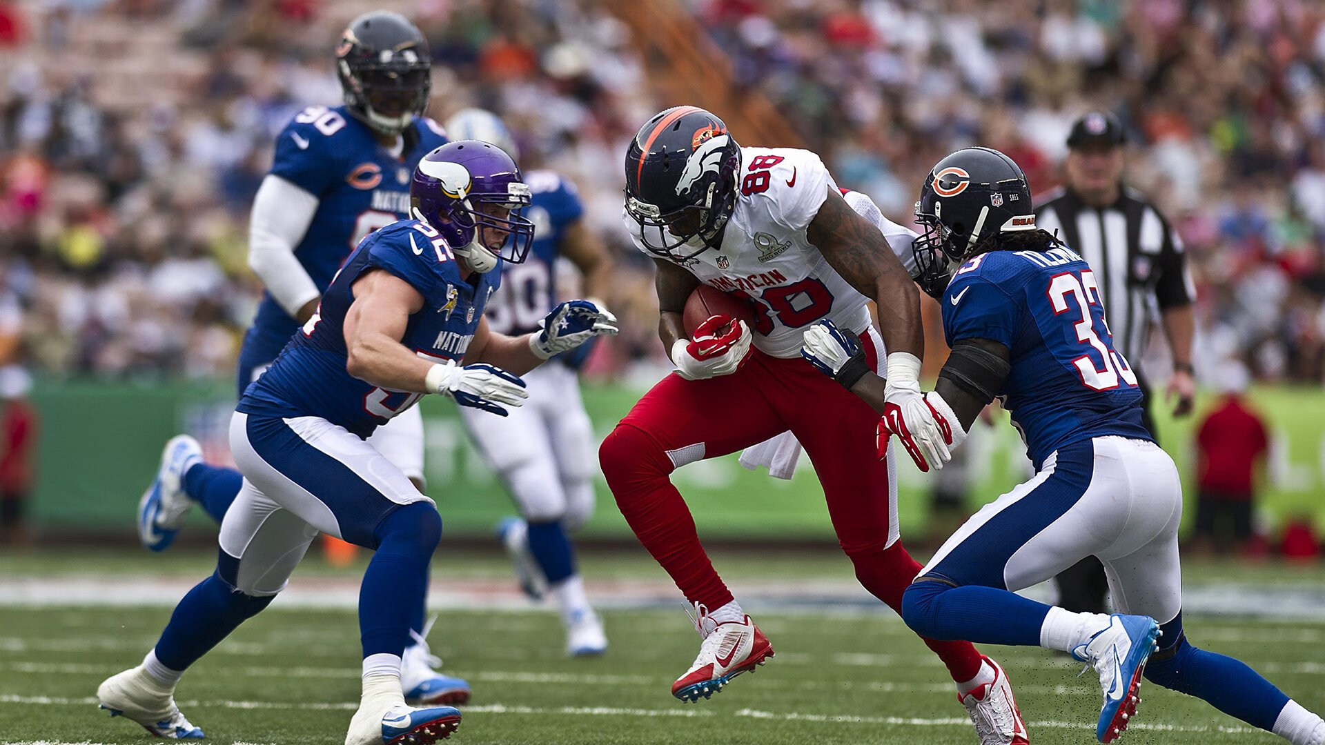 开云体育入口-绝命三分+死亡封盖！小贾伦一战封神，独行侠球迷怒撕球票